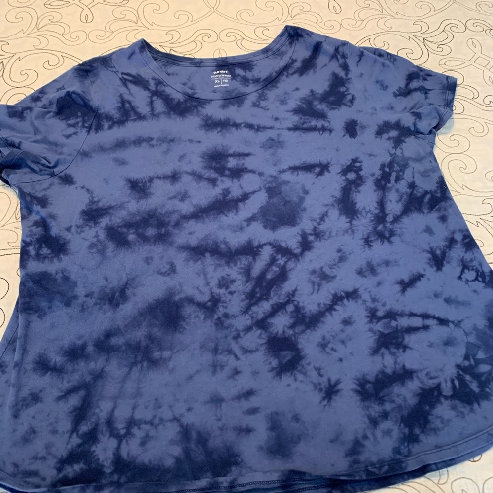 Old Navy tie dye tee